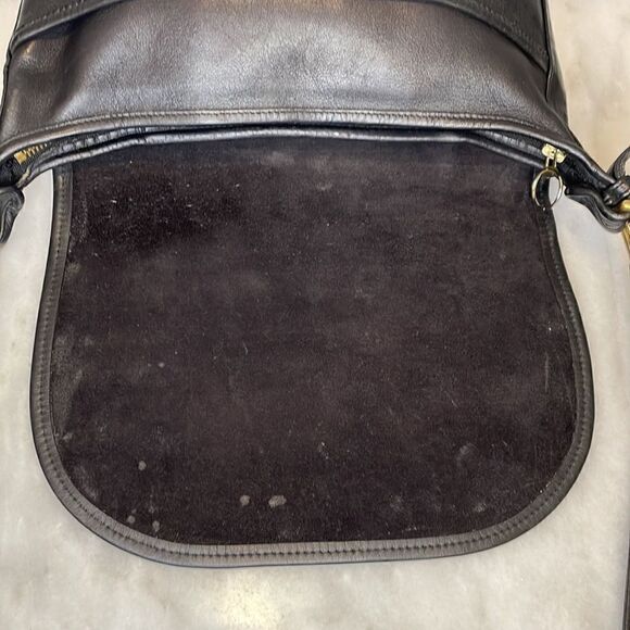 Coach
Vintage Whitney Leather Convertible Crossbody Shoulder Bag - Picture 14 of 17
